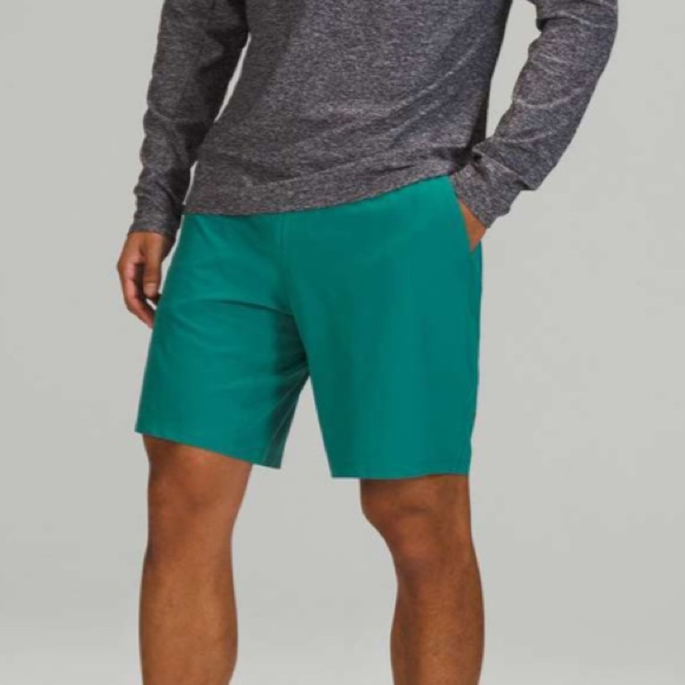 Lululemon Pace Breaker Short 9" *Lined
Teal Lagoon Size XXL
